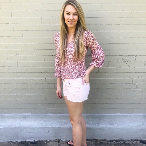 Pattern Button Up Top - Picture 2 of 8